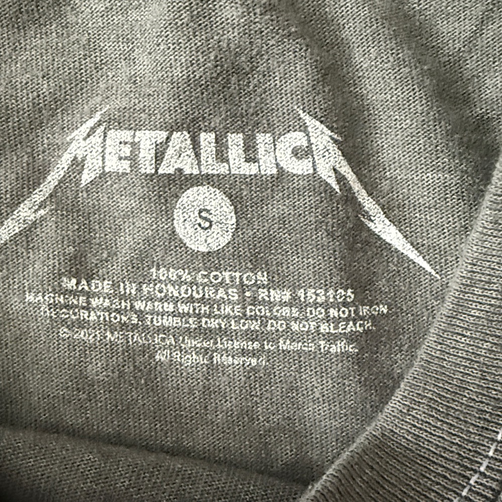 Metallica Men's Officially Licensed Vertigo Vintage Wash Long Sleeve Tee Small - Picture 4 of 7
